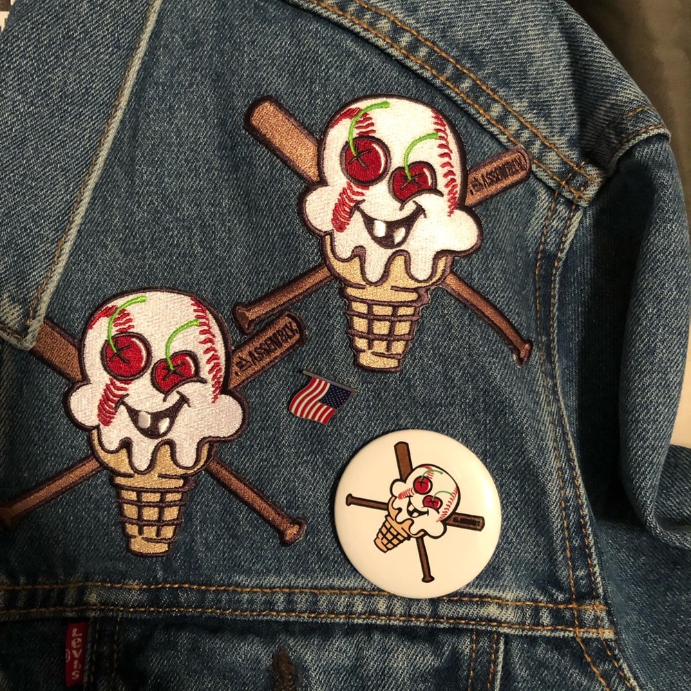 NWOT LEVI X MLB ASSEMBLY CUSTOM JACKET SZ XL! - Picture 4 of 6